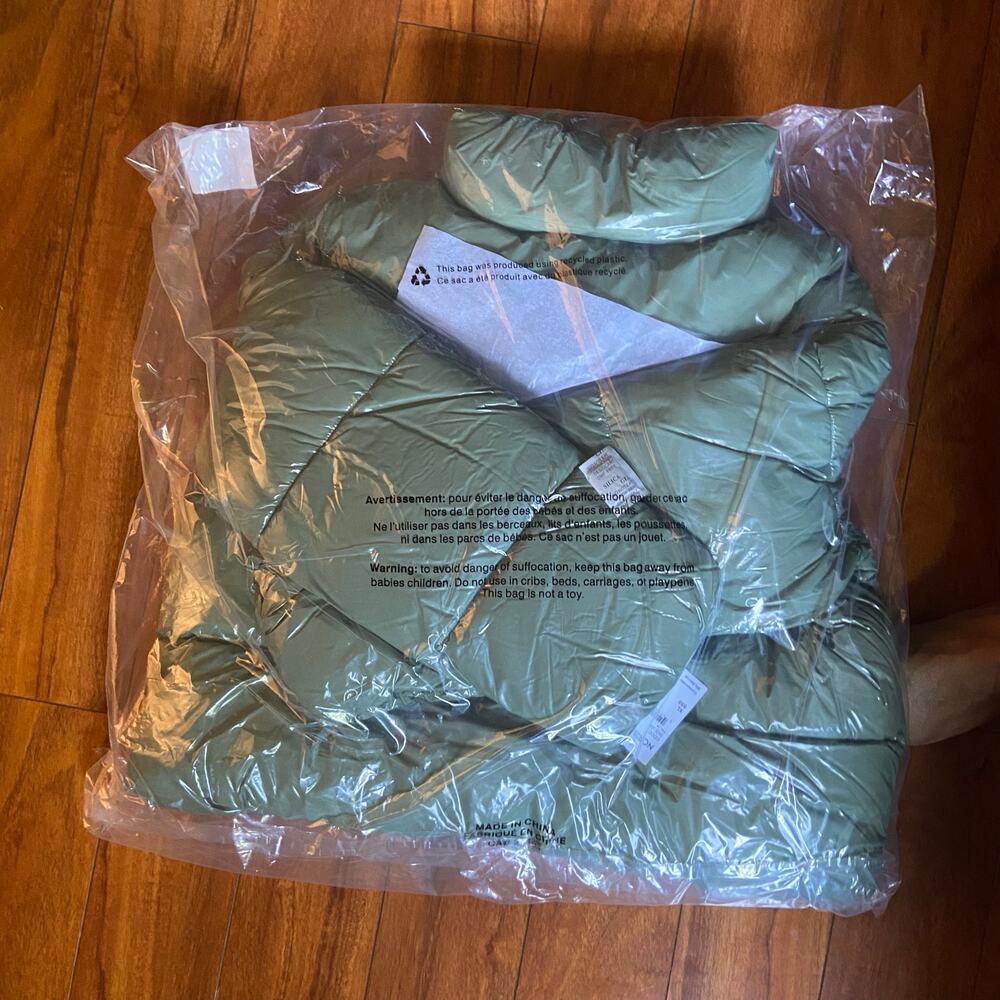 Noize Coco Crop Water Resistant Puffer Jacket in Sage Leaf, Sz XL -- NWT - Picture 5 of 7